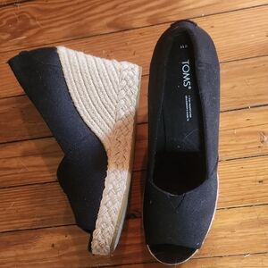 TOMS Black Canvas Wedge Shoes